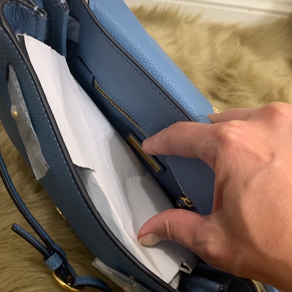 SOLDAuthentic TORY BURCH Leather Saddle flap crosb - Picture 8 of 16